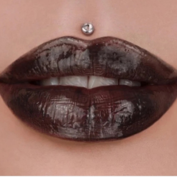 Jeffree Star Cosmetics The Gloss In "Midnight Lick" New in Box 4.5 ml/0.15 fl oz - Picture 3 of 7